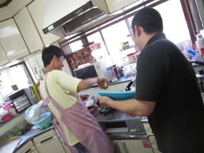 今日のお昼のメニューは何ですか