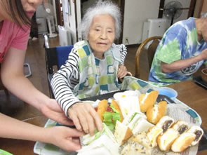 何を食べようか、迷っちゃう♪